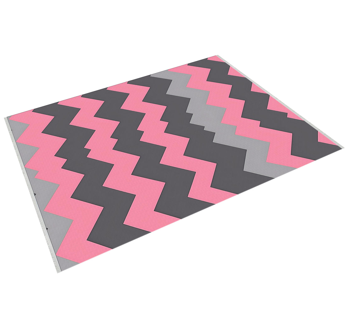 Pembe ve Gri Chevron Halı